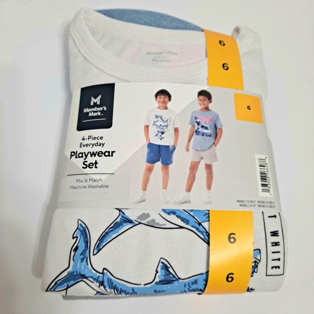 4 PC Boys Sharks Maker's Mark Blue and Gray Shorts And Tees Set NWT Size 6